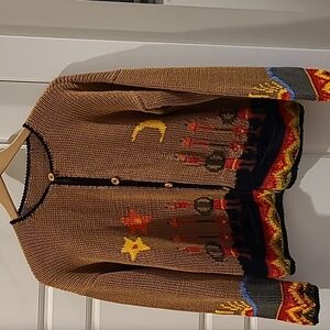 Beautiful colorful cotton blend sweater. Size M/L
